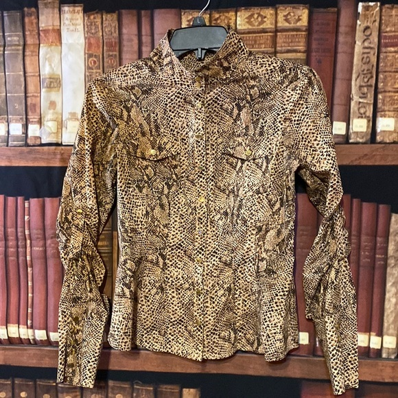 bebe Tops - Bebe Y2K Snake Print Stretch Snap Front Top Animal Print